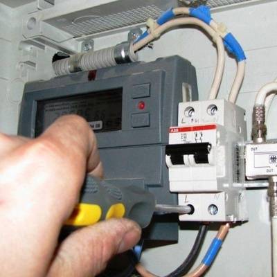 В России предлагают ввести обязательные проверки электропроводки в квартирах