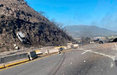 На трассе в Мексике взорвалась автоцистерна: погибли 14 человек