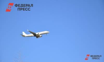 В Ханты-Мансийске вынужденно сел самолет, летевший из Сургута в Москву