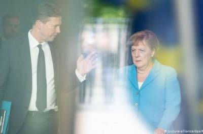В окружении Меркель большой шпионский скандал