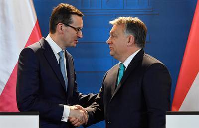 Венгрия и Польша заблокировали бюджет ЕС и план спасения экономики на 1,8 трлн евро