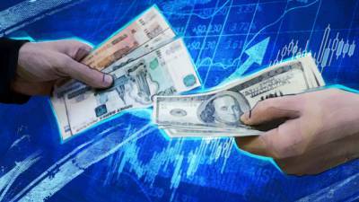 Доллар растет к рублю на открытии торгов