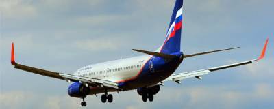 Самолет «Сургут — Москва» вынужденно приземлился в Ханты-Мансийске из-за запаха дыма