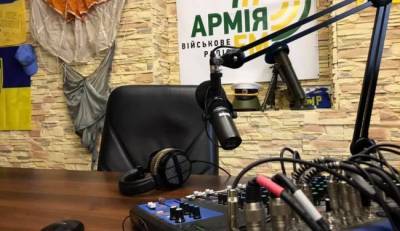 «Комбат FM» из ЛНР «прогнал» с занимаемой частоты украинскую «Армию FM»