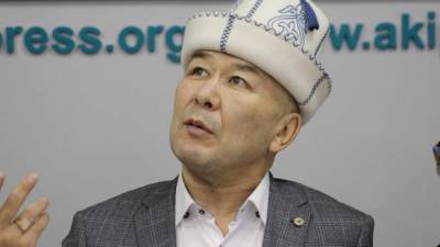 Кандидат в президенты Киргизии назвал себя богом