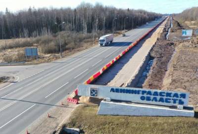 Движение транспорта по трассе М-10 в Ленобласти временно приостановят
