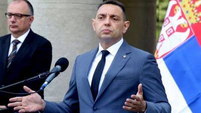 «Или – мафия, или – мы!» Глава МВД Сербии объявил войну криминальным кланам