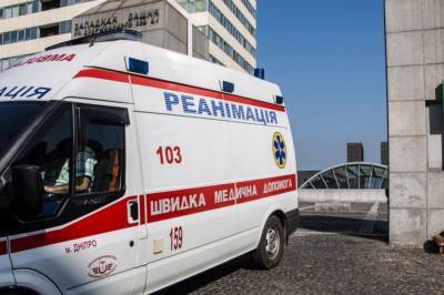 В Киевской области под стенами реанимации умерла женщина, которую отказались принять врачи