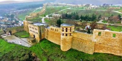 Рухнула стена древнейшей крепости России