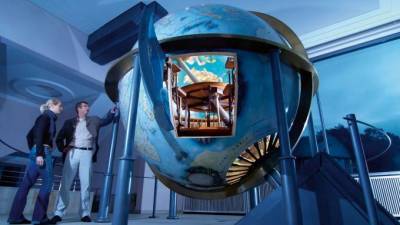 В Кунсткамере появится виртуальный "клон" старинного глобуса-планетария