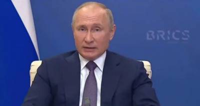 Путин на саммите БРИКС озадачил переводчиков русской поговоркой - видео