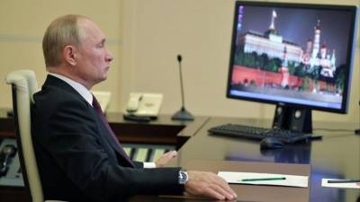 «Путина в соцсетях нет»: Песков о фейках от имени президента России