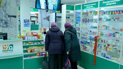 "Закупают впрок и мешком": антибиотики пропали из новгородских аптек