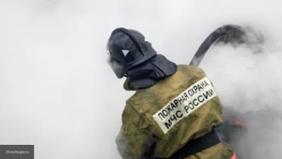 Четверо пострадали в результате мощного пожара на предприятии в Челябинске
