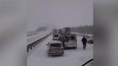 В Ростовской области из-за метели затруднено движение на трассах