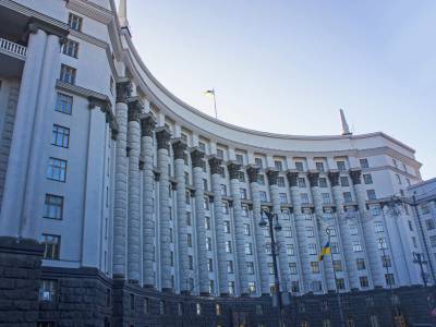 "Это не по-людски". Депутаты обязали Кабмин Украины заранее предупреждать бизнес об усилении карантина