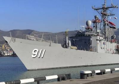Отряд кораблей ВМС Египта зашёл в порт Новороссийск