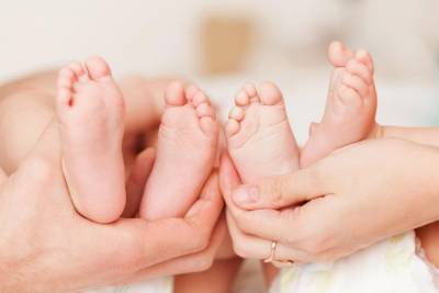 Почему в Германии рождается все больше близнецов?