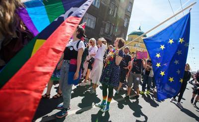 Венгрия и Польша обвиняют ЕС в «идеологическом шантаже». Хочешь выплат из бюджета — защищай ЛГБТ