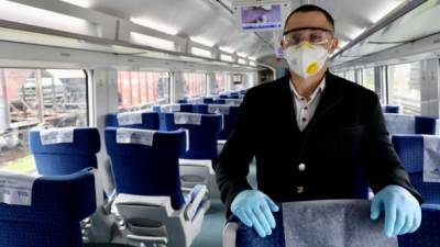 Укрзализныця планирует вернуть питание в поездах, но просит бизнес подсказать приемлемый "карантинный" формат