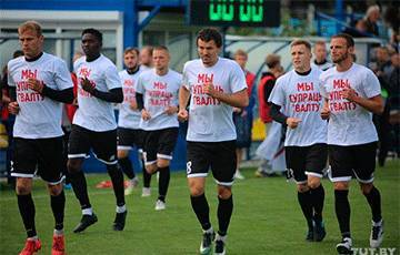 Кто из белорусских футболистов поддержал протесты?