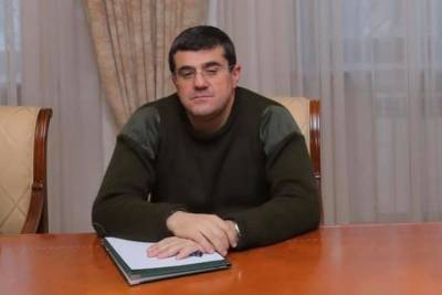 Президент Карабаха вернул семью в Степанакерт
