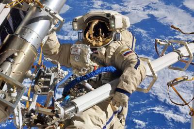 Космонавты залатали трещину в российском модуле МКС