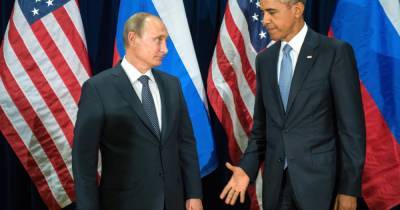 Обама в мемуарах назвал Путина "физически ничем не примечательной личностью" и рассказал, как выслушивал его тирады