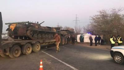 На Одесчине столкнулись военный тягач и микроавтобус, есть пострадавшая
