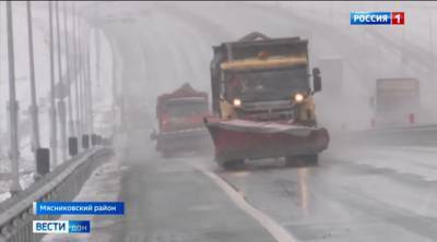 Для расчистки снега на донские автомагистрали выйдет 540 единиц спецтехники