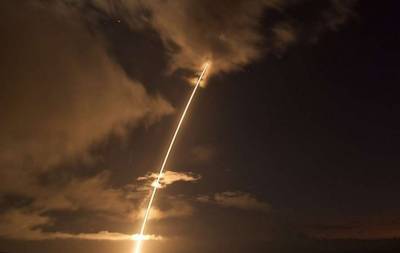 США с помощью системы «Иджис» сбили межконтинентальную баллистическую ракету (ВИДЕО)