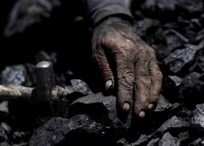 На шахте в Днепропетровской области завалило породой горняка: его спасли