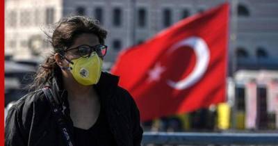 В Турции ввели «частичный» комендантский час