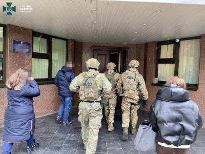 В Харьковской области разоблачили чиновника Госфискальной службы, который систематично требовал взятки от предпринимателя