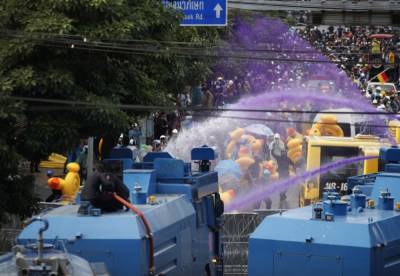 В Таиланде прошли масштабные антиправительственные протесты