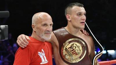 Власов проведет бой против Смита за титул чемпиона мира WBO
