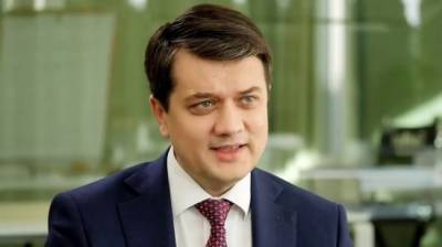 Спикер Верховной рады Разумков заявил, что он — «почти президент»