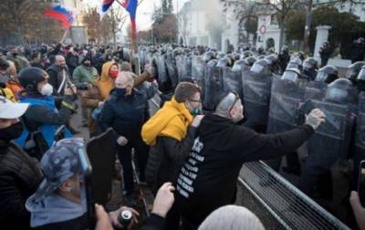 В Словакии и Чехии прошли антиправительственные демонстрации
