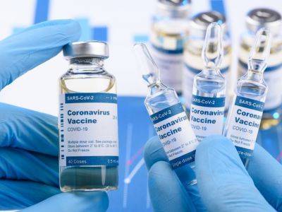 США обещали Украине помощь вакциной от коронавируса