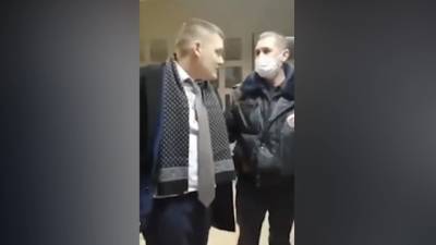 "Рот закрой!": подполковник ФСИН устроил пьяный дебош в полиции