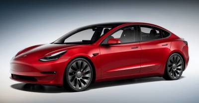 Tesla запретила дилерам продавать Model 3 по самой низкой цене