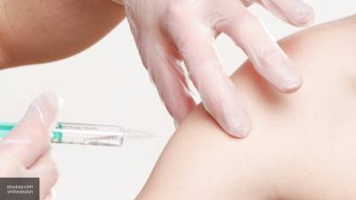 Вашингтон поможет Киеву установить контакты с производителями вакцин