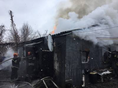 В Лисичанске в сгоревшем доме спасатели обнаружили тело мужчины
