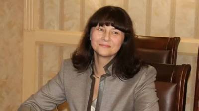 Пытавшуюся скрыть 1,3 миллиарда рублей жену мэра Томска вызвали на допрос