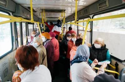 Сотни оштрафованных без масок в Липецке - водители, покупатели, продавцы
