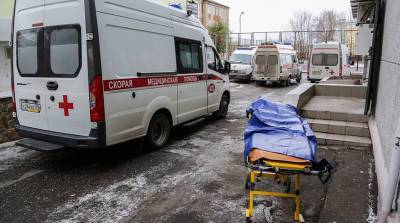В России за сутки из-за коронавируса умерли 456 человек - максимум за пандемию