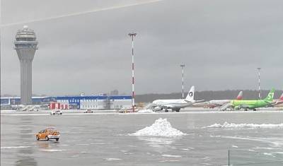 Рейсы из Уфы в Санкт-Петербург задерживают вылет из-за погодных условий