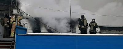 При пожаре в цехе по производству пластиковых окон в Челябинске погибли два человека