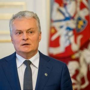 Президент Литвы предложил ЕС ввести санкции против предприятий Беларуси