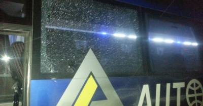 В Чернигове обстреляли автобус &quot;Автолюкса&quot; с пассажирами (ФОТО)